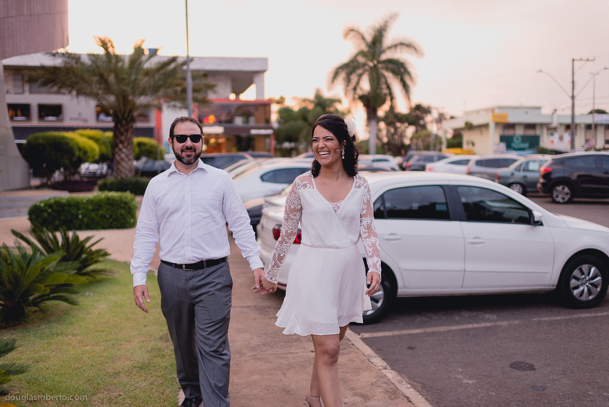 ensaio de casal, fotos de casal, fotografo de casais, casamento, fotografia de casamento, fotografo de casamento, fotografo de brasilia,  fotos espontâneas, fotos divertidas