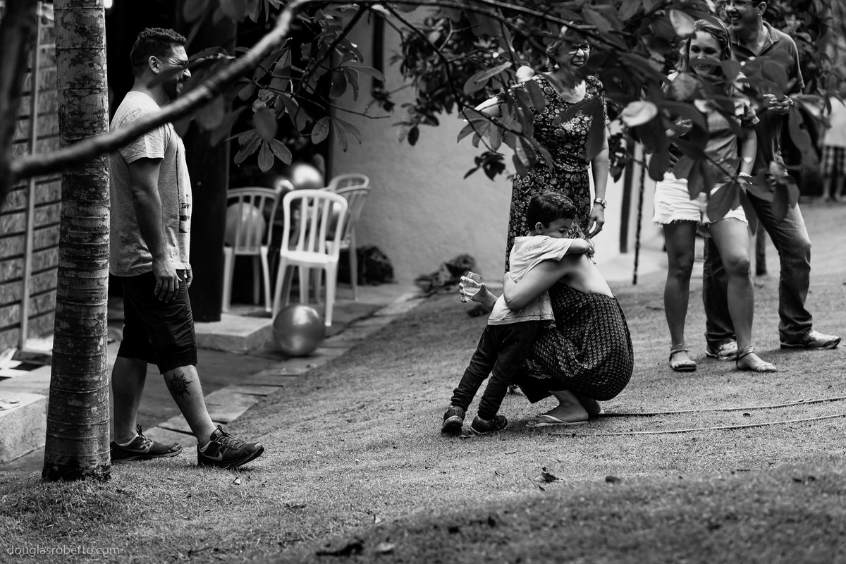abraço de mãe e filho