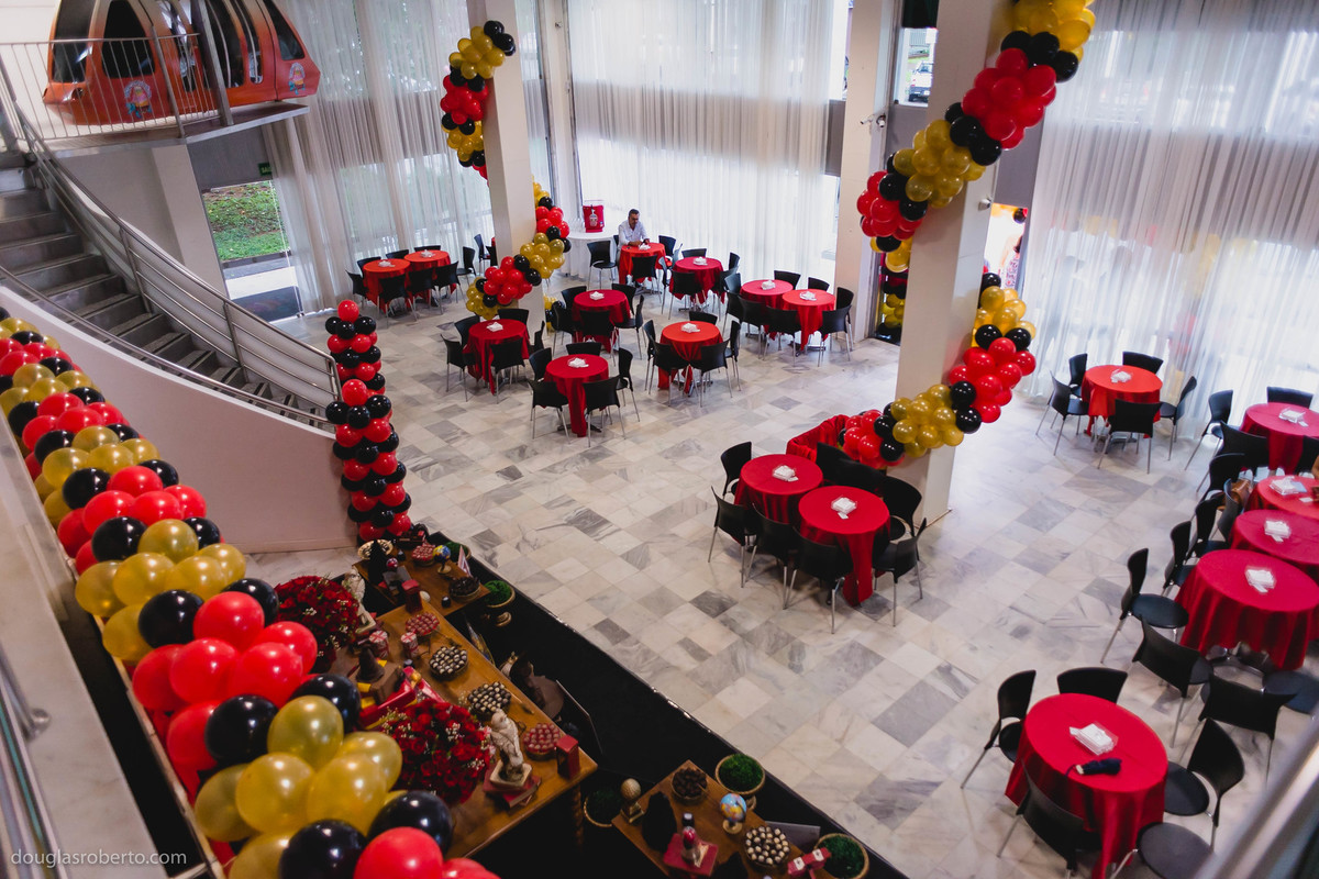 festa infantil na casa de festa Happy Birthday Festas