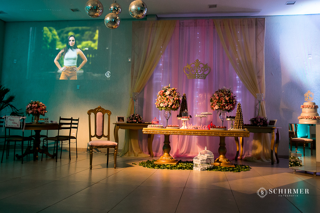 decoração 15 anos vitória schirmer fotografia