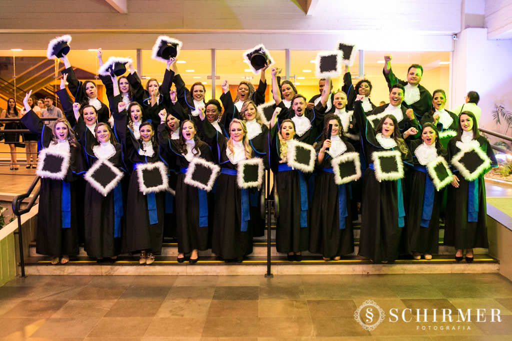 sidnei schirmer fotografia formaturas fotografo de porto alegre RS administração uniritter graduação