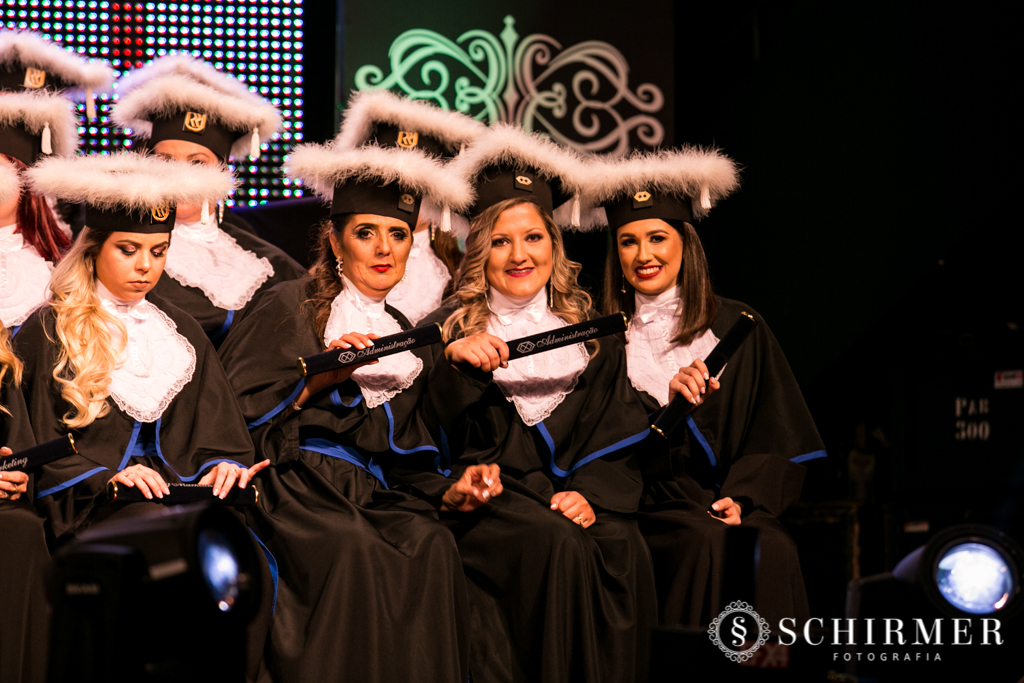 sidnei schirmer fotografia formaturas fotografo de porto alegre RS administração uniritter graduação