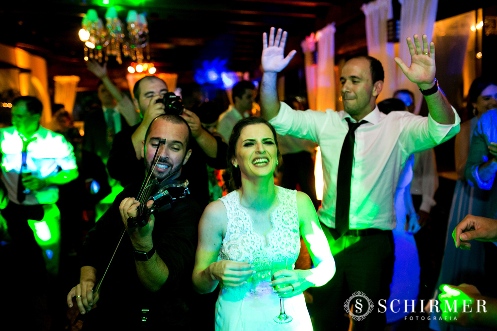 FOTOGRAFIA CASAMENTO NA PRAIA BOMBINHAS SANTA CATARINA FOTOGRAFO DE CASAMENTO SIDNEI SCHIRMER DE PORTO ALEGRE RIO GRANDE DO SUL