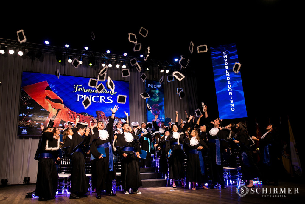colação de grau formatura pucrs schirmer fotografia