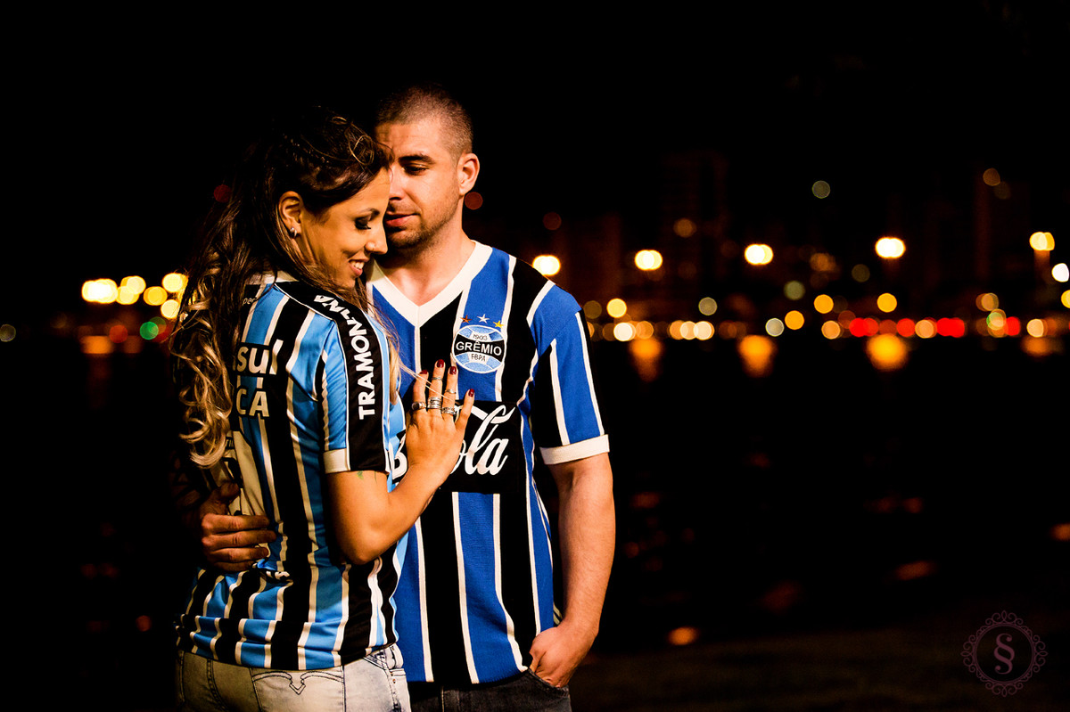 casal gremista nv av beira mar floripa sc