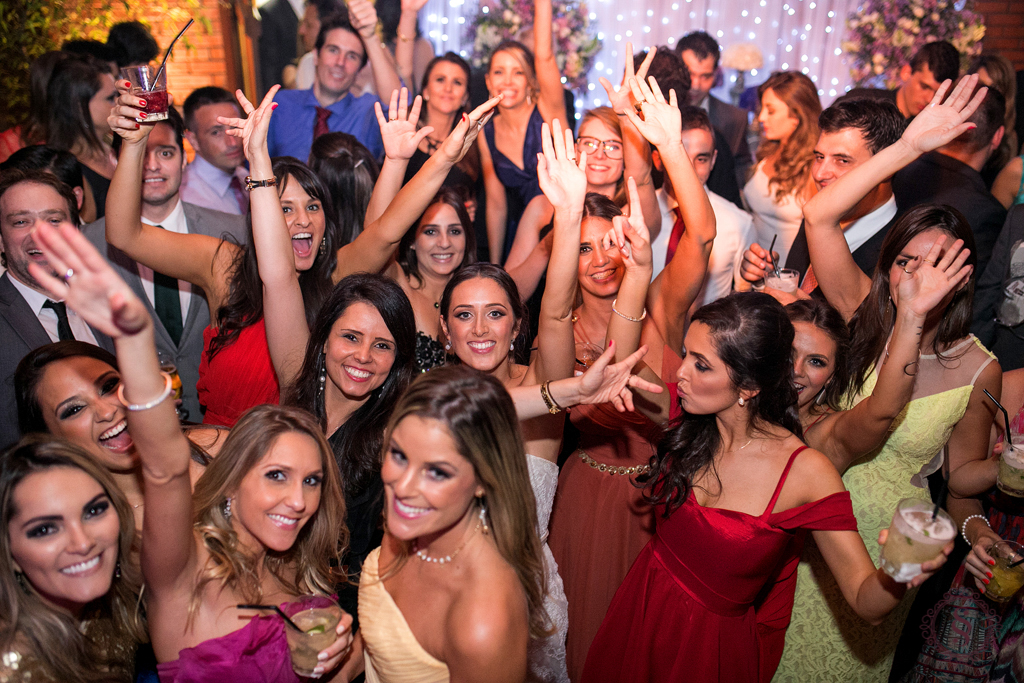 antoni e carmen na festa do casamento em porto alegre rs