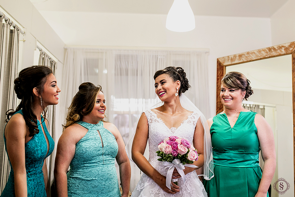 madrinhas e noiva carol no making of