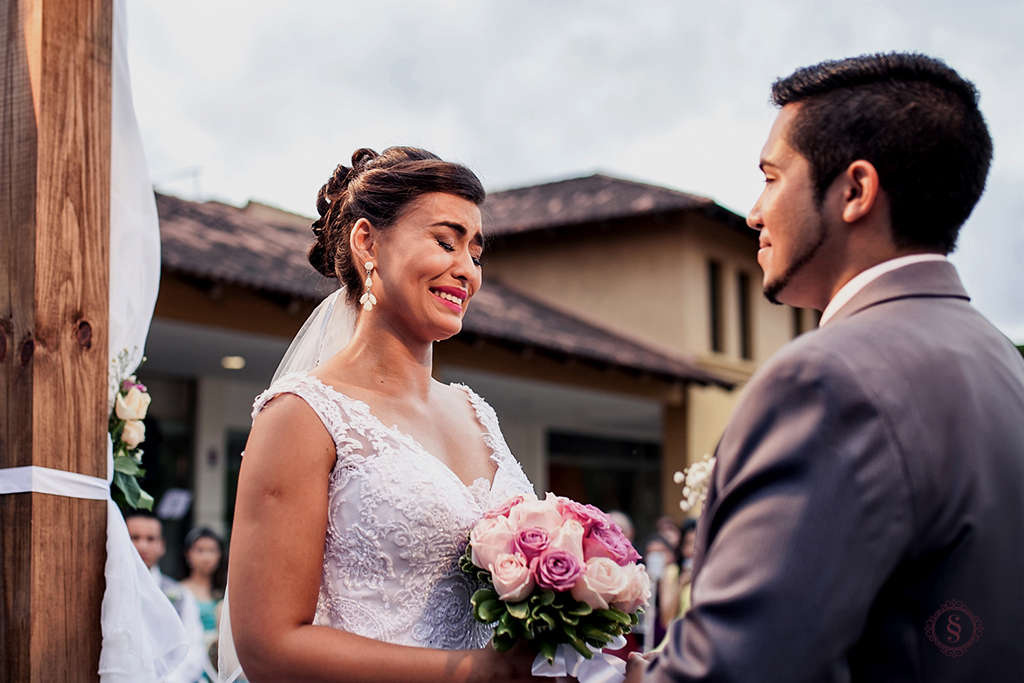 emoção na hora do sim casamento carol e jonatas