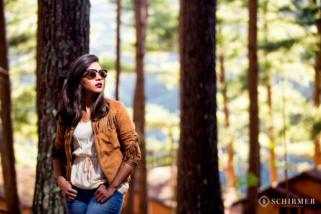 Ensaio feminino ao ar livre canela gramado book 15 anos verde campo serra
