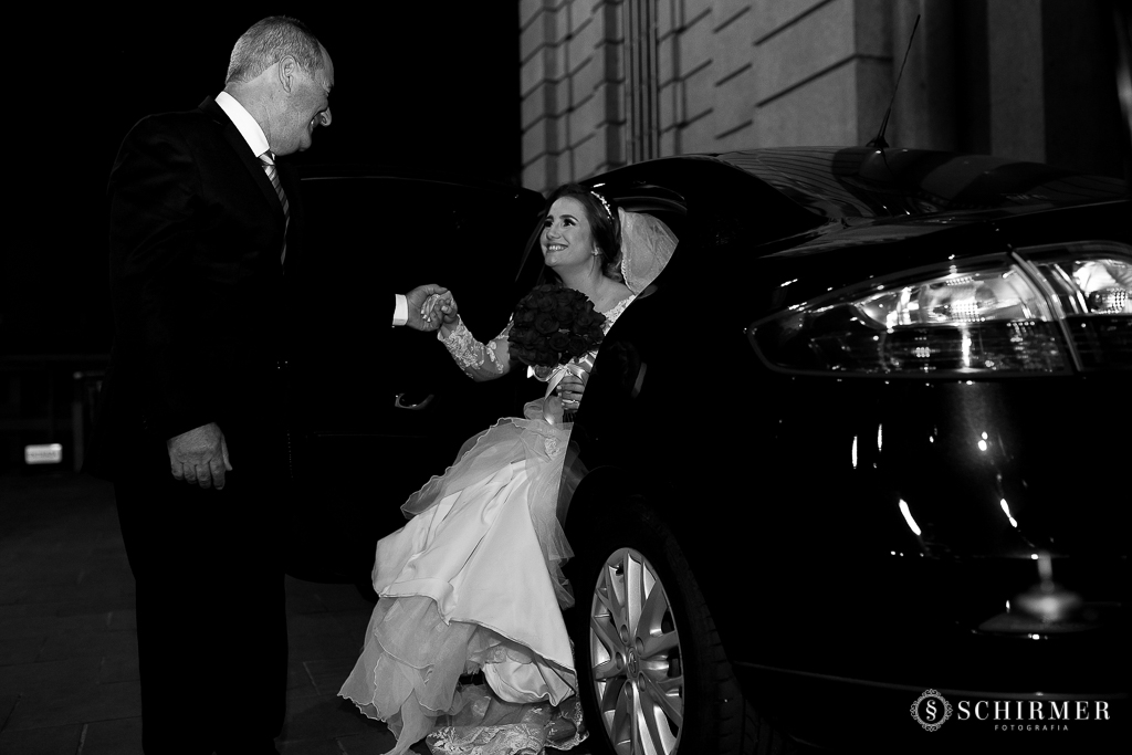 casamento porto alegre noiva andressa e jõao igreja santo antonio pai da noiva carro