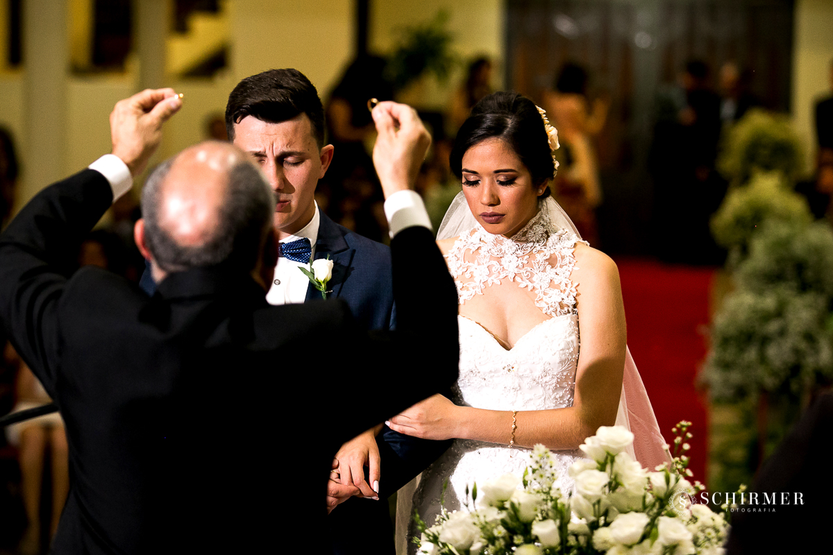 benção das alianças - schirmer fotografia - porto alegre - fotografo de casamento maycon e jana