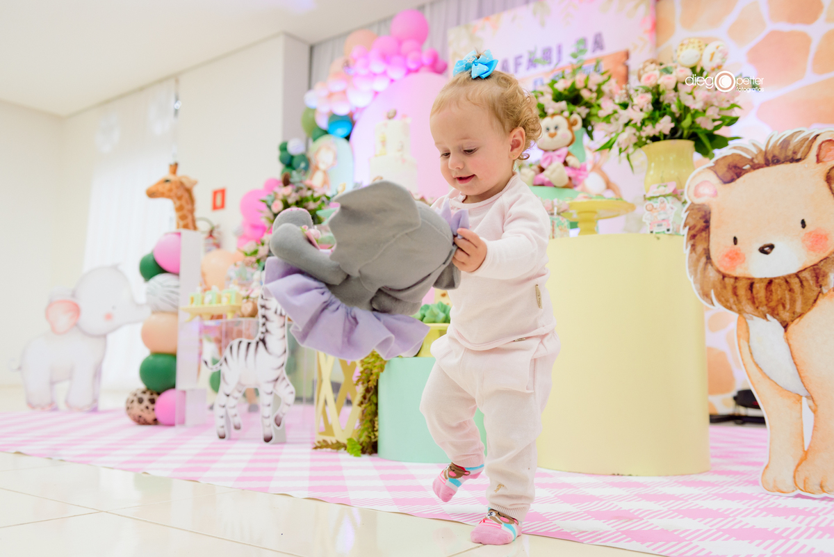 alice 1 ano soledade piscina clube