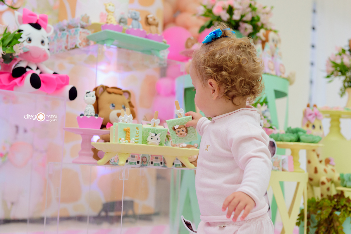 alice 1 ano soledade piscina clube