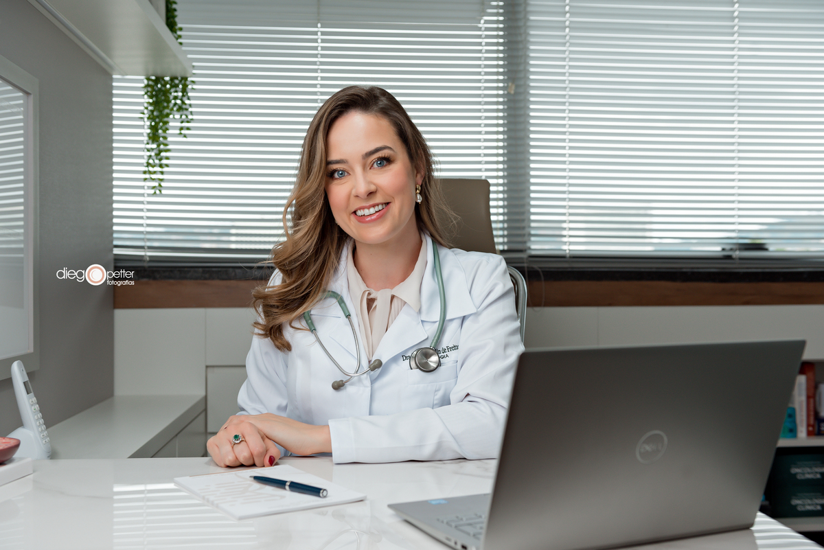 raíra, marodin, médica, nefrologia, pucrs, puc, porto alegre, ensaio feminino, ensaio profissional