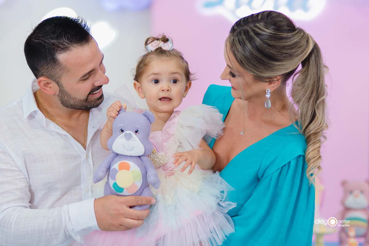 primeiro aninho lívia soledade com os pais