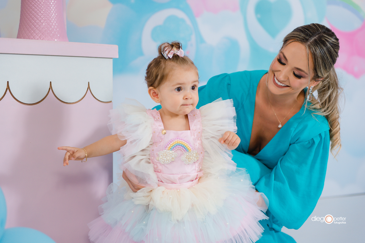 primeiro aninho lívia soledade com a mãe lhaís orlandini