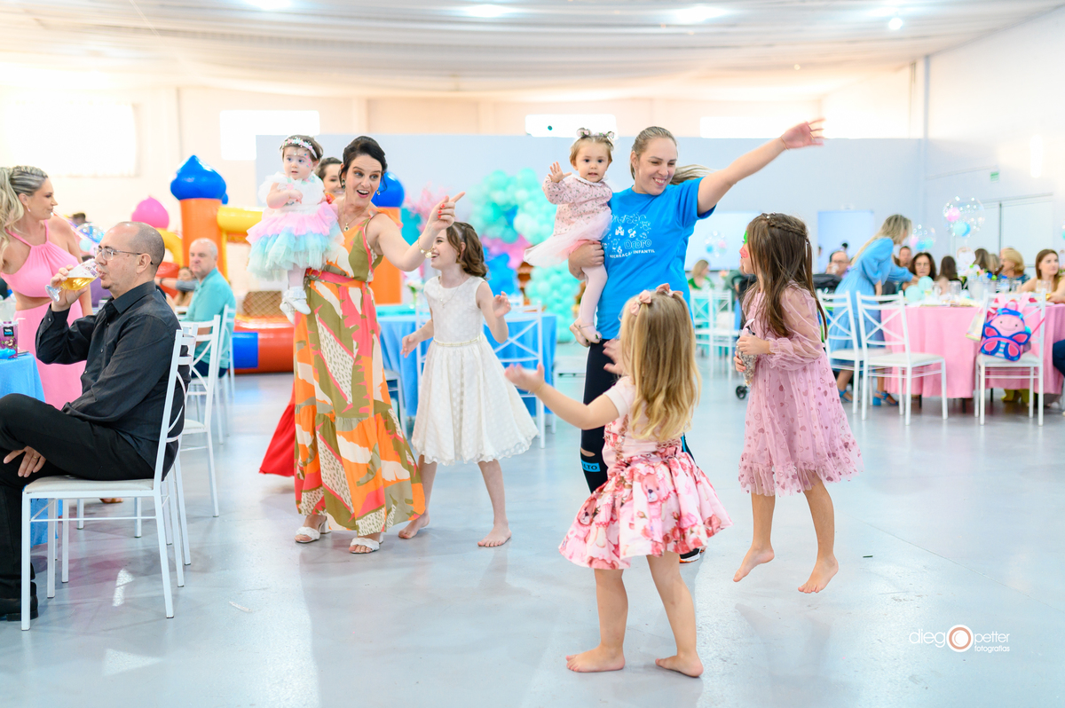 Rafaela 1 aninho aniversário infantil viale soledade brincadeiras