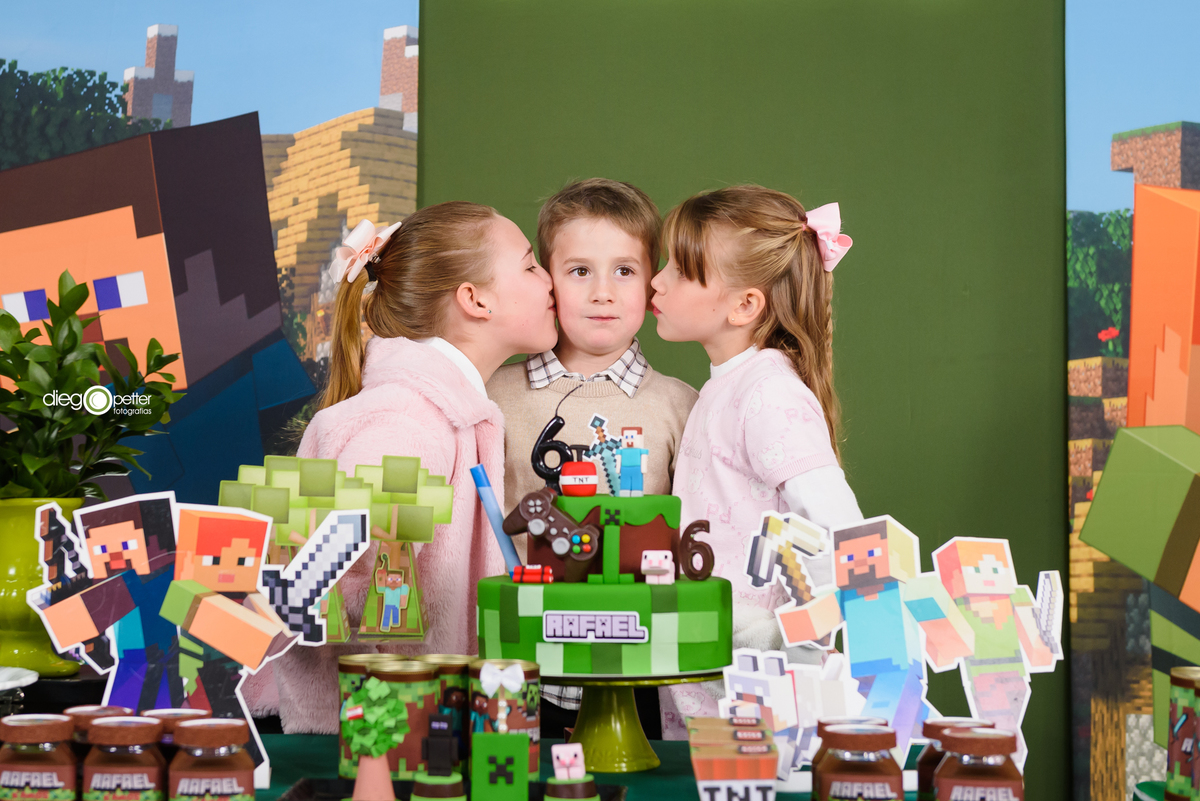 festa aniversário minicraft rafael com primas