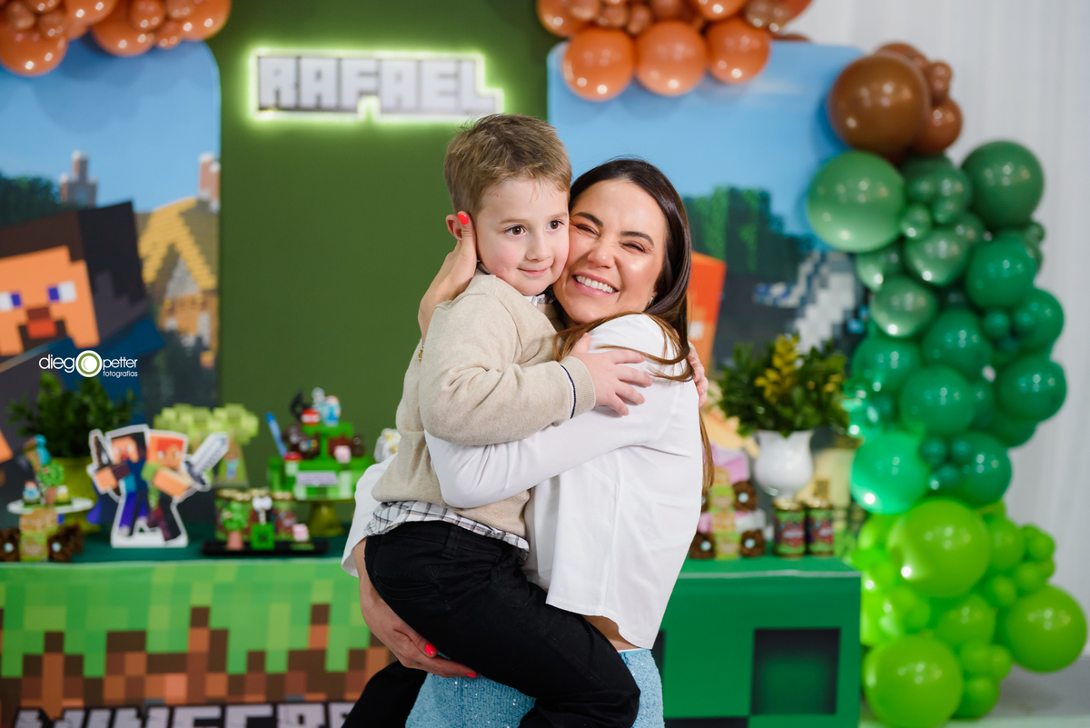 festa aniversário minicraft rafael com madrinha