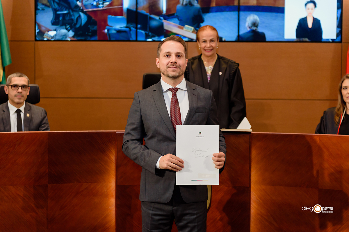 HUGO PASTORIO PEREIRA POSSE DE JUIZ TJRS