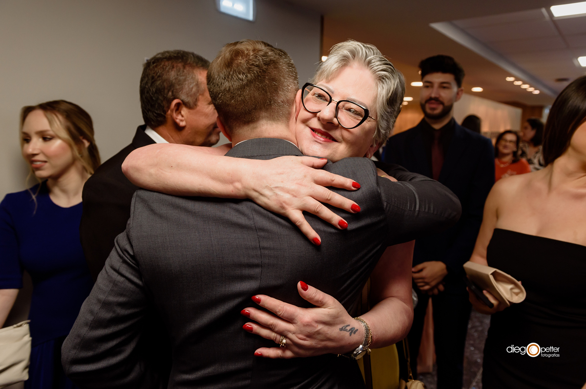 HUGO PASTORIO PEREIRA POSSE DE JUIZ TJRS MÃE