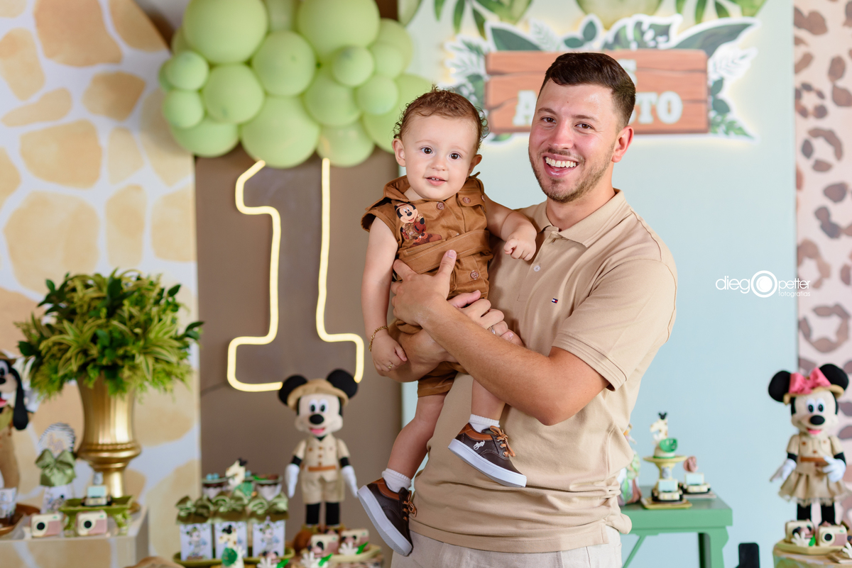 luis augusto 1º aninho aniversário infantil com o pai
