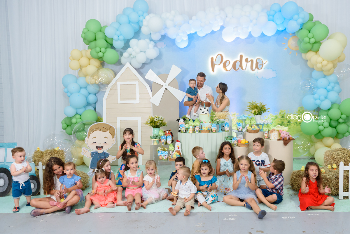 hora do parabéns no aniversário