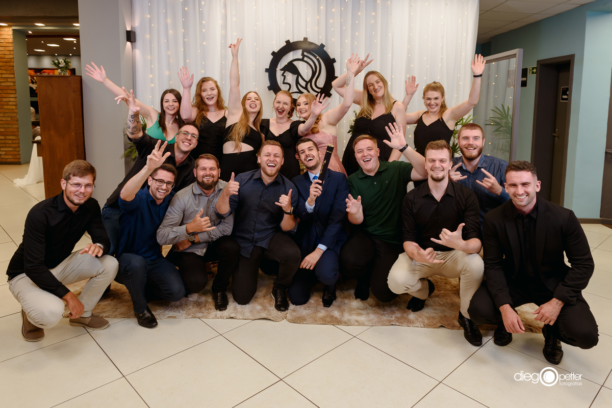 jantar de formatura engenharia civil upf pablo juan pitol com amigos