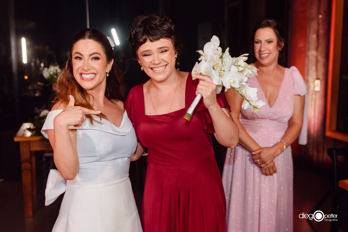 quem pegou o buquê?