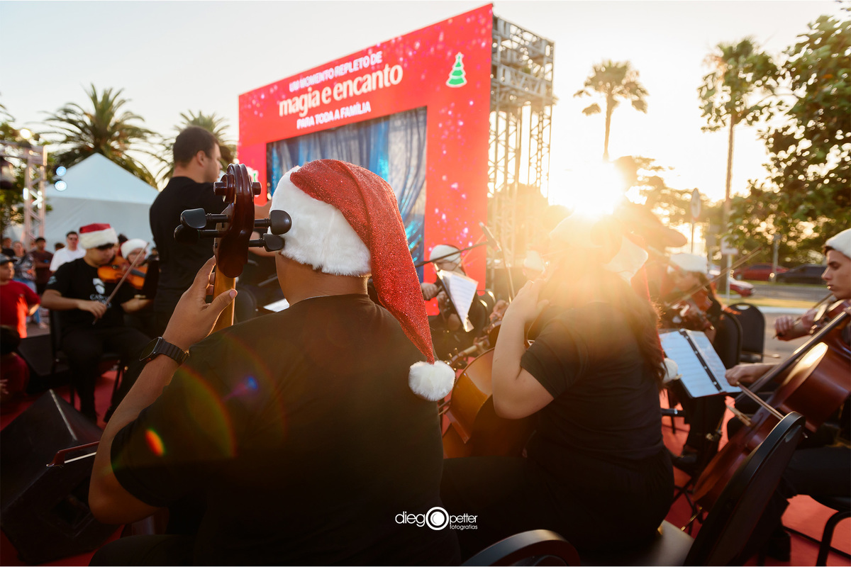 Chegada do Natal BarraShoppingSul 2024 orquestra