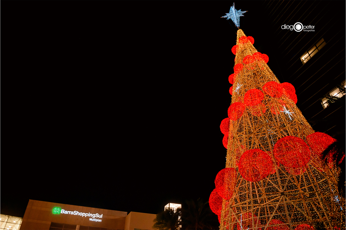 Árvore Natal externa BarraShoppingSul 2024