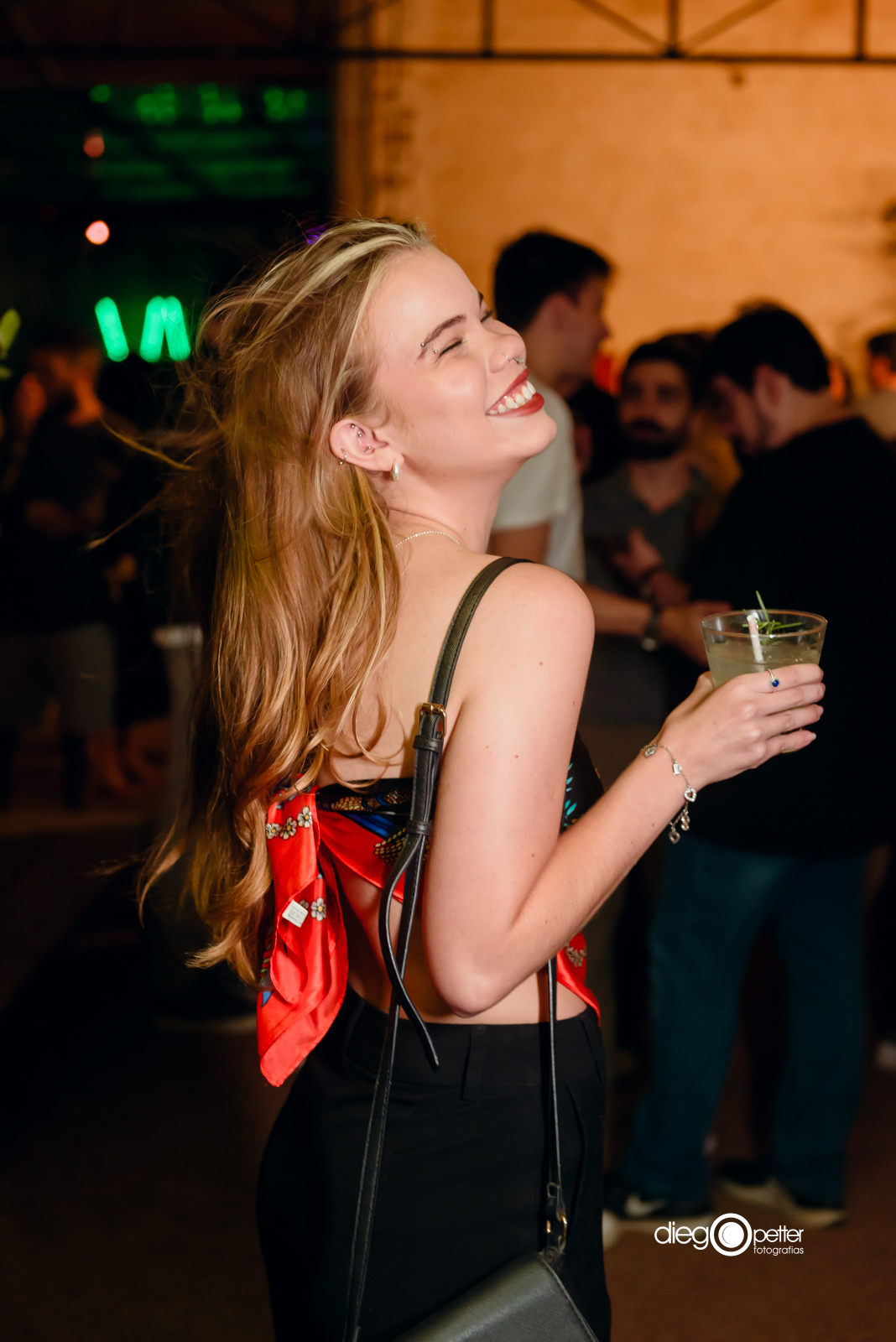 festa de final de ano poatek fuga bar 4º distrito