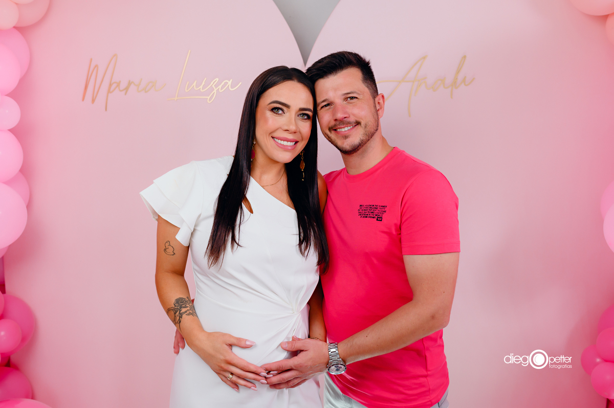 pais a espera das filhas gemeas