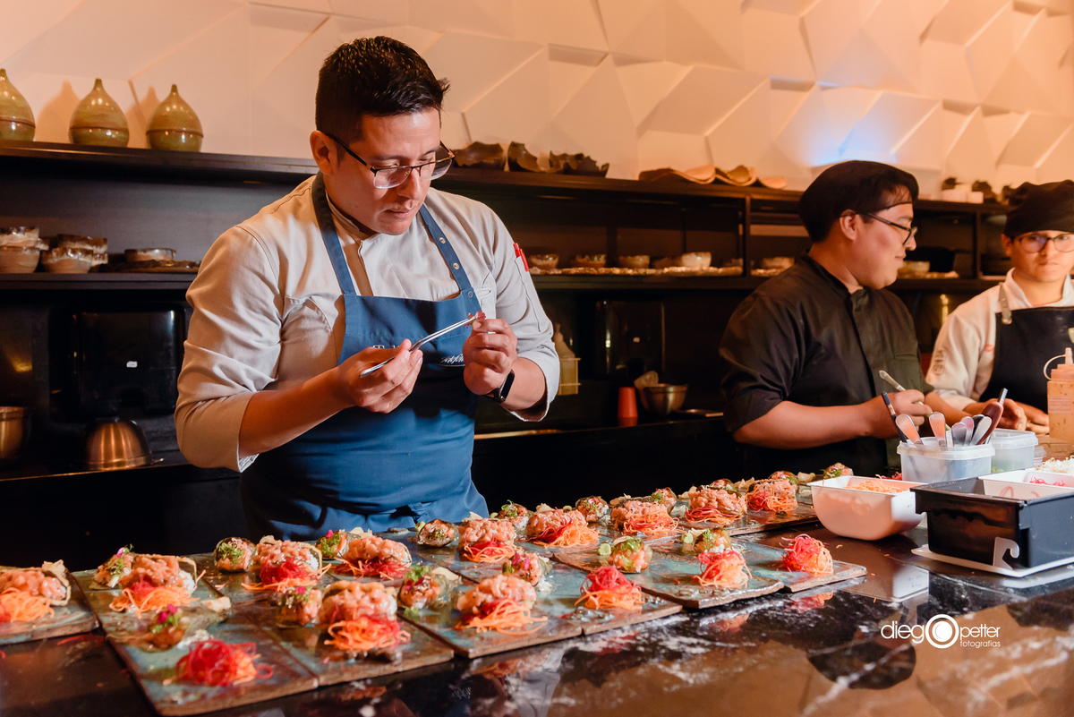 chef Carlos Paredes isoj