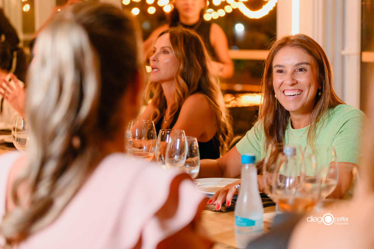 Débora Ziegler na Barolo Trattoria