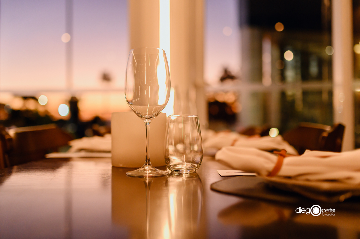 por do sol no restaurante pobre juan