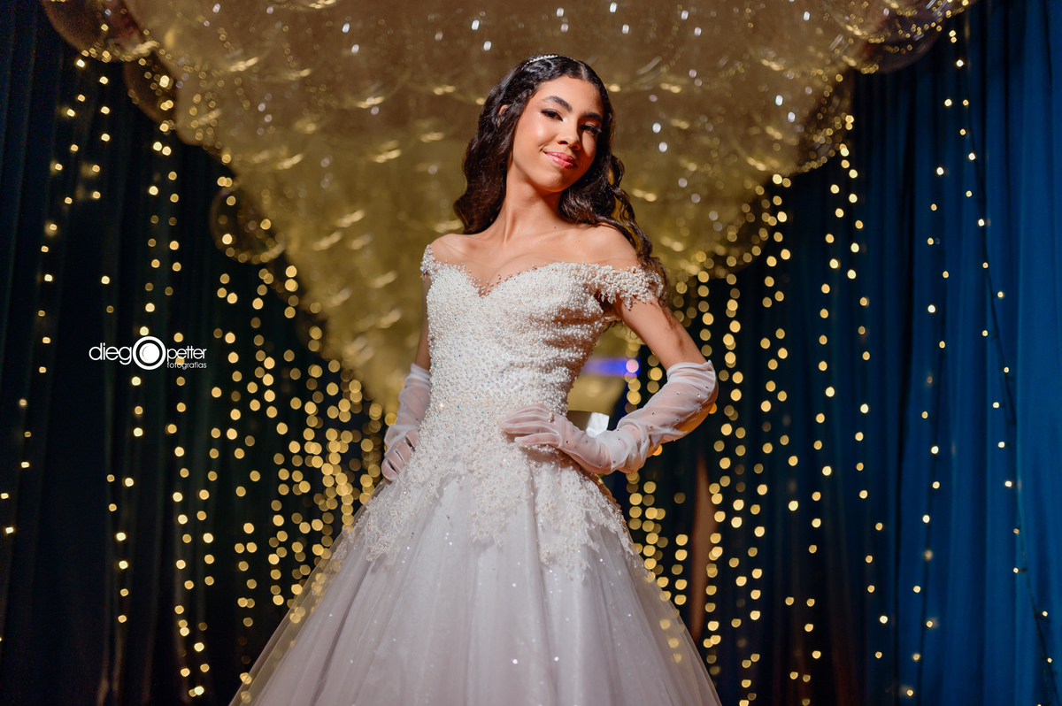 debutante em baile de gala