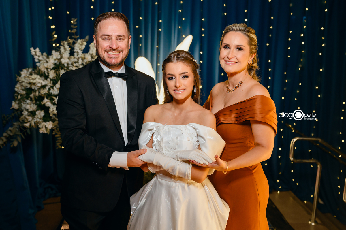 foto debutante com família