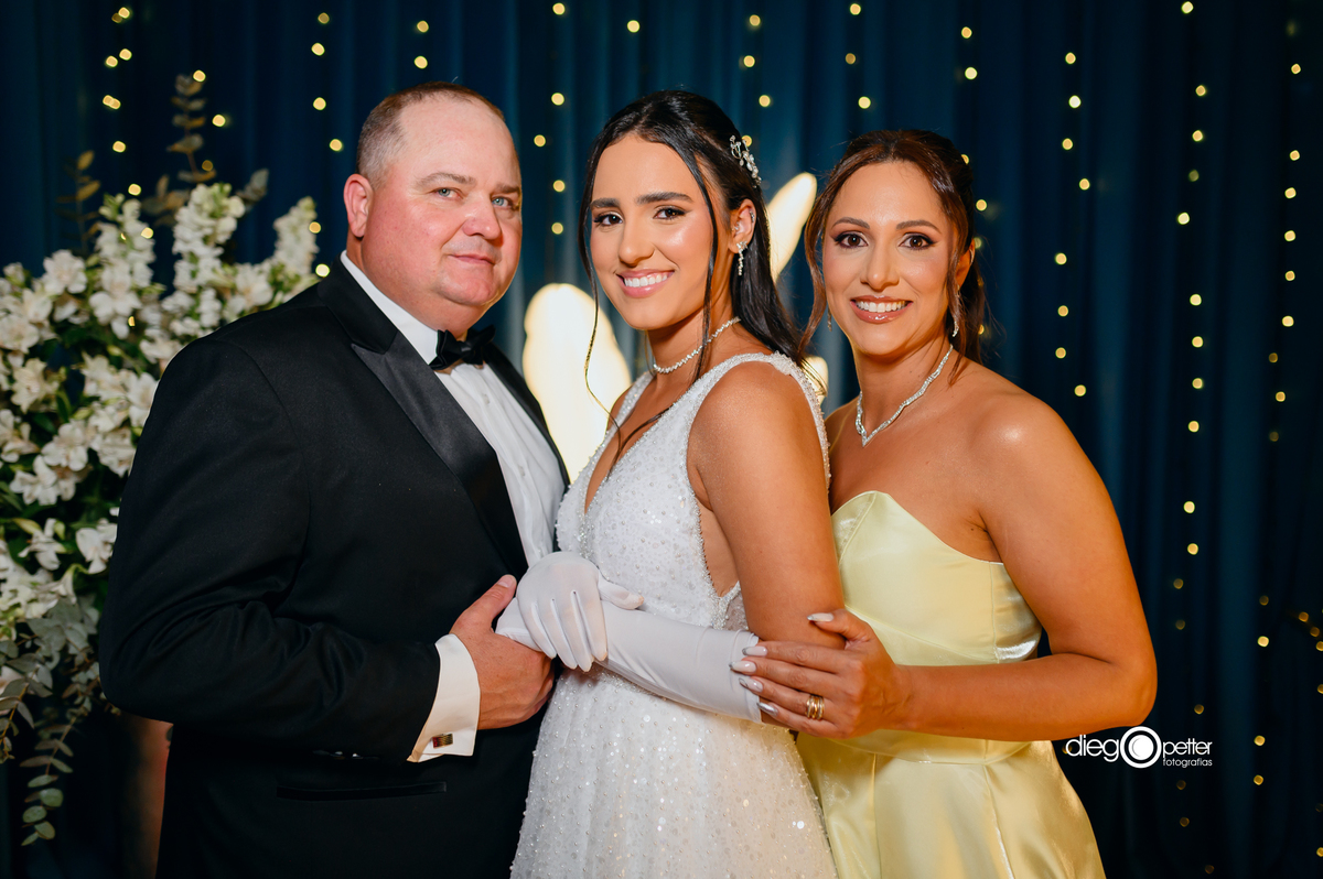 foto debutante com família