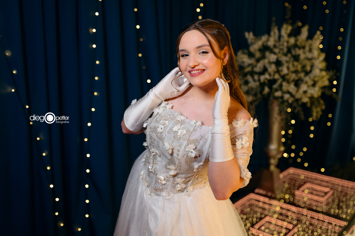 debutante posando para foto