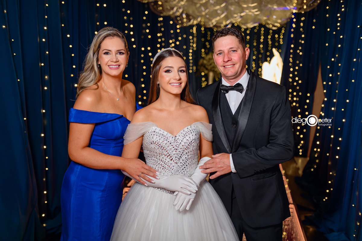 foto debutante com família