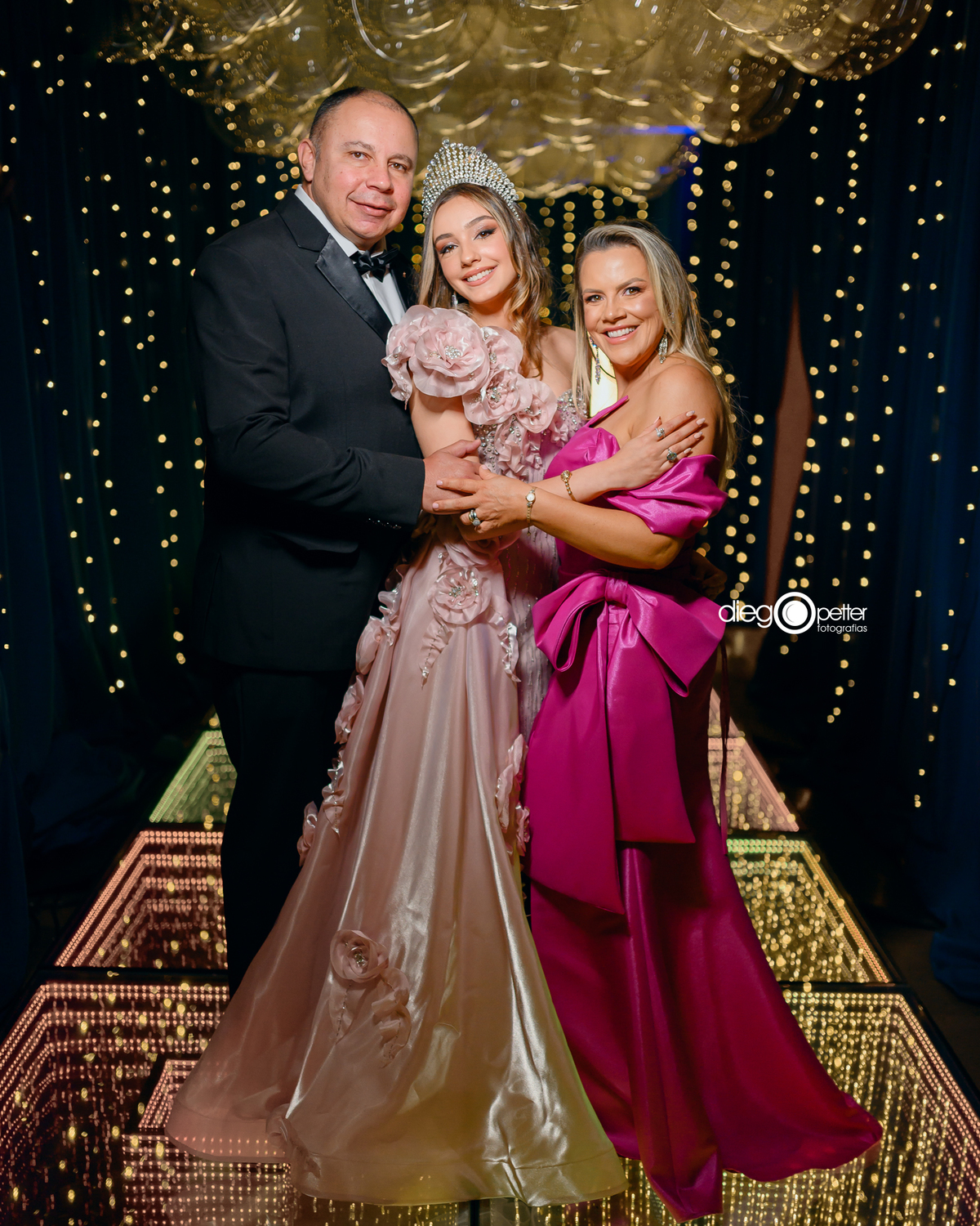 rainha do clube comercial de soledade com a família dr getúlio