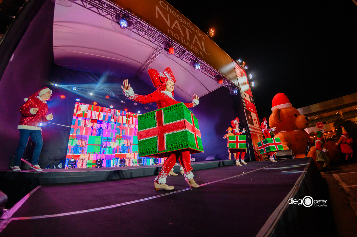 espetáculo um dia antes do natal Max Oliveira no barrashoppingsul