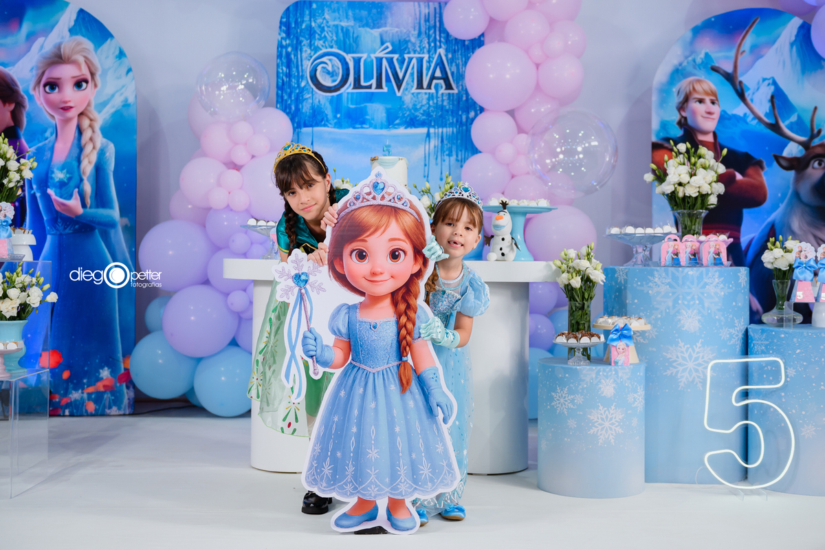 irmãs frozen em foto de revista