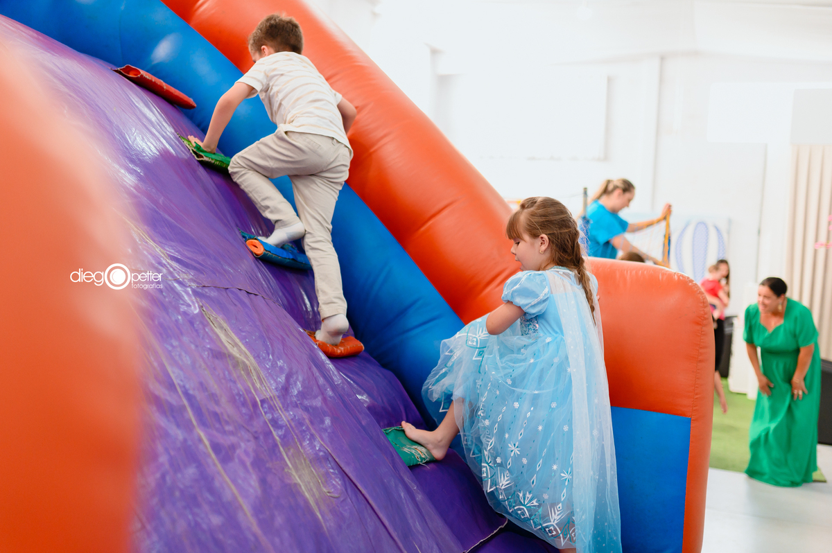 escorregador aniversário animagia