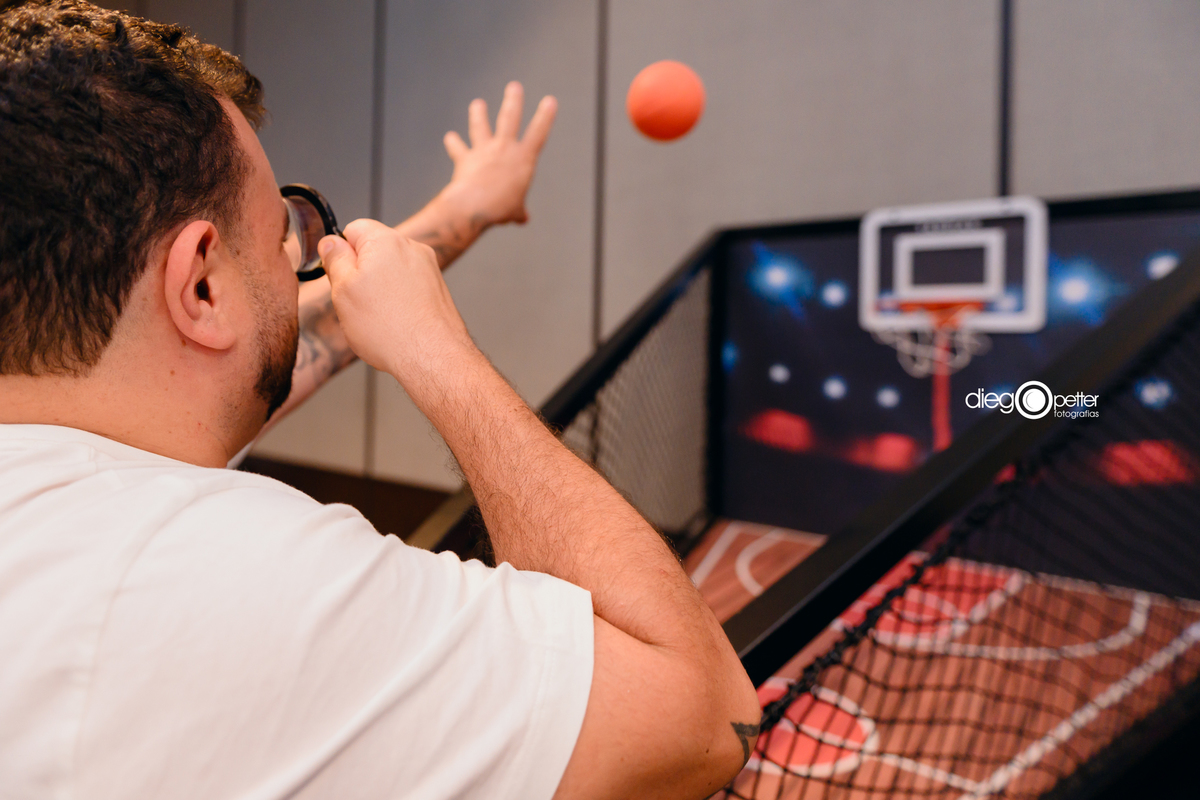 acerte a cesta com visão turva