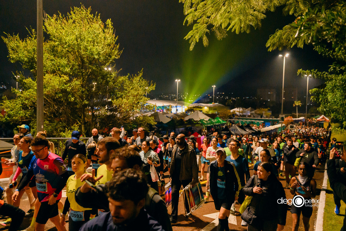 subida corredor maratona barrashoppingsul