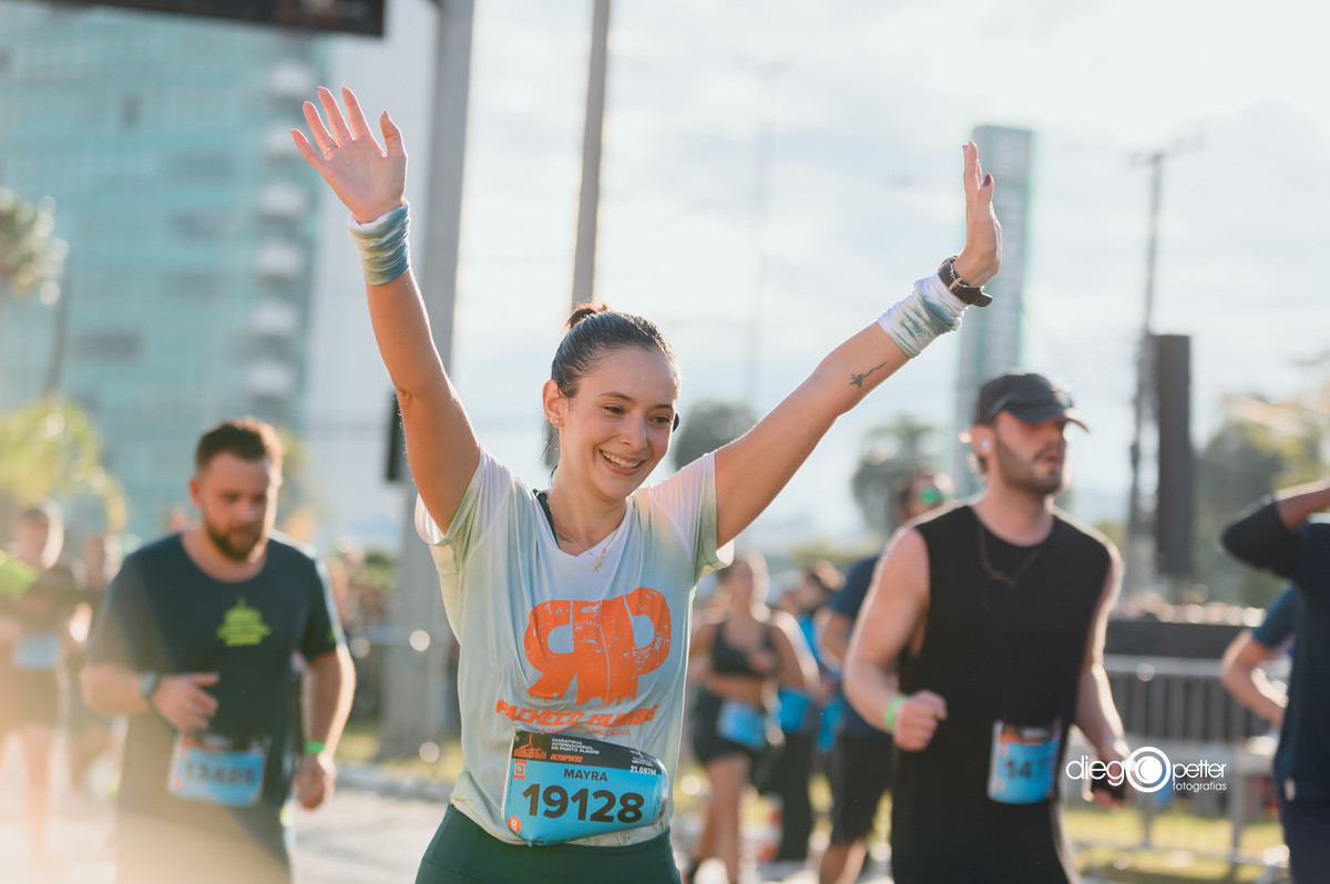 chegada vibrante na 41 maratona poa 21 km 19128