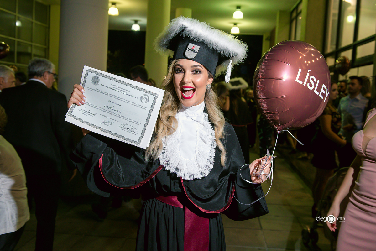 Formanda em Odontologia Lísley Ortiz UFRGS Porto Alegre