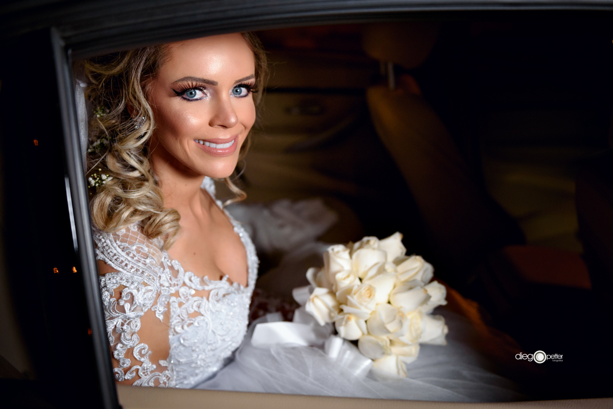Noiva no carro